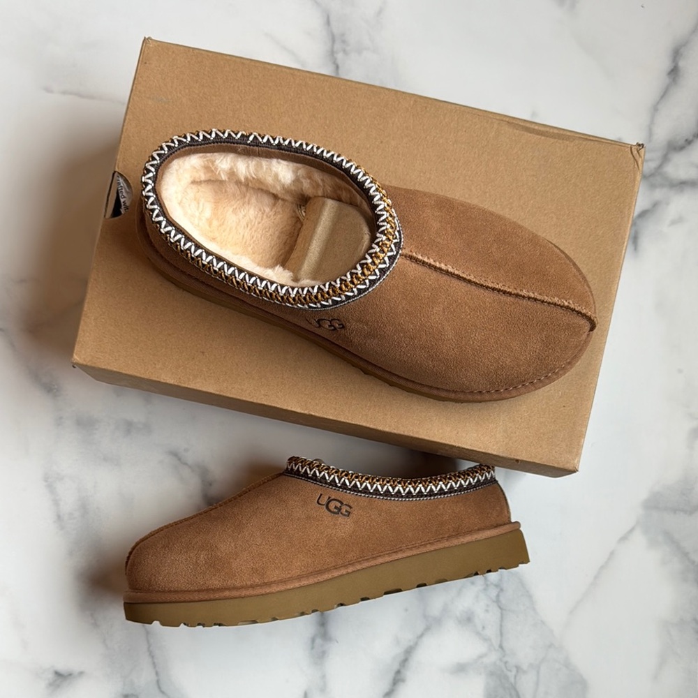 UGG Women's Tan Slippers